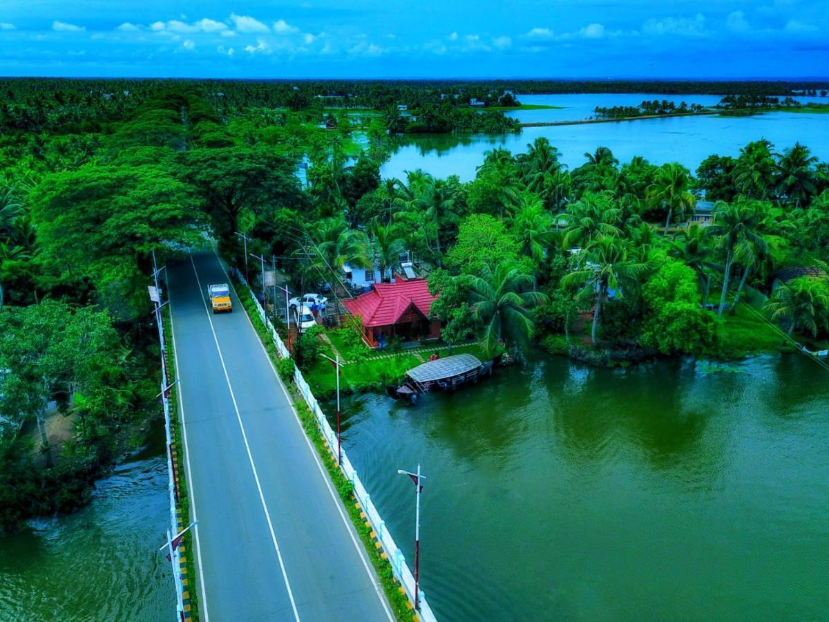 Gasthaus Little Chembaka Kumarakom Exterior foto