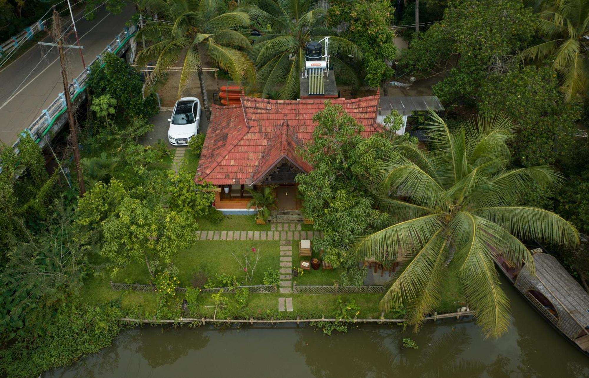 Gasthaus Little Chembaka Kumarakom Exterior foto