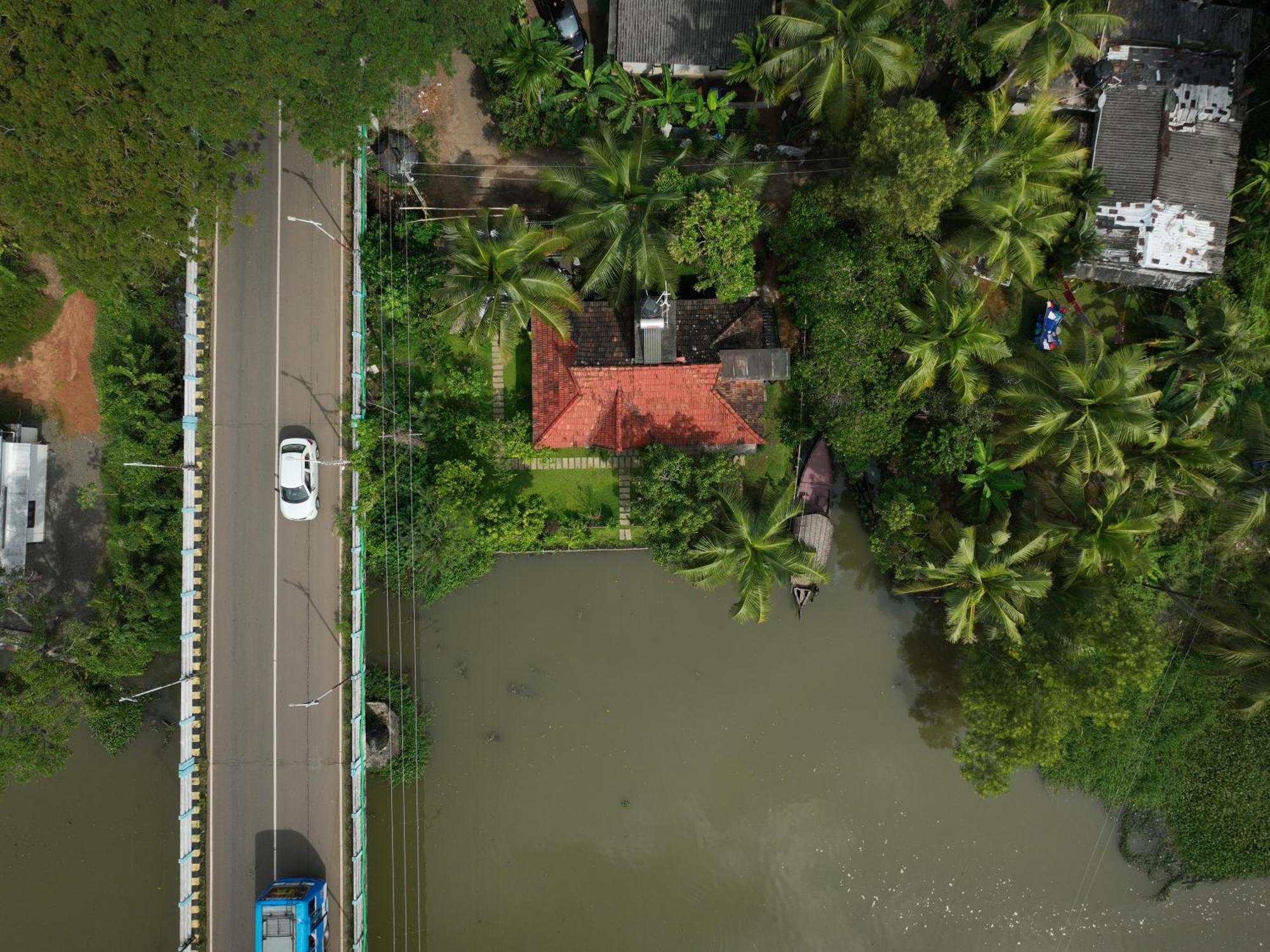 Gasthaus Little Chembaka Kumarakom Exterior foto