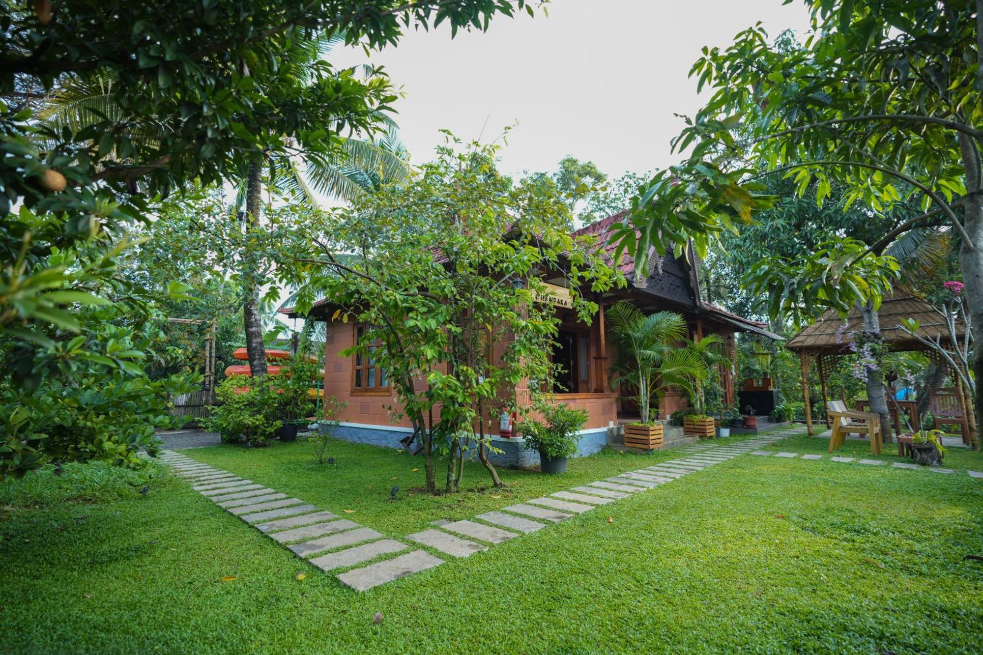 Gasthaus Little Chembaka Kumarakom Exterior foto