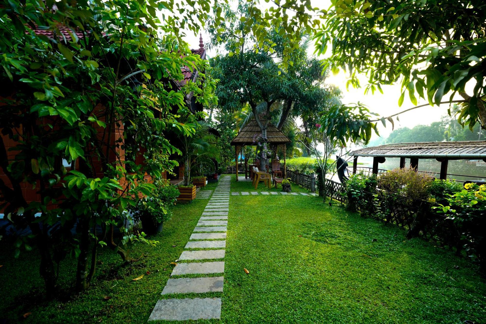 Gasthaus Little Chembaka Kumarakom Exterior foto